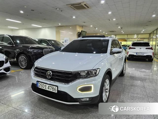 Volkswagen T-Roc 2021 Белый из Кореи