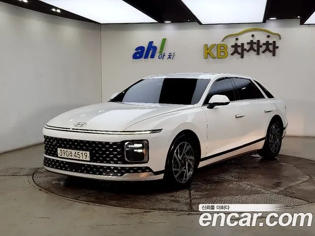 Hyundai Grandeur (GN7) 2023 Белый из Кореи