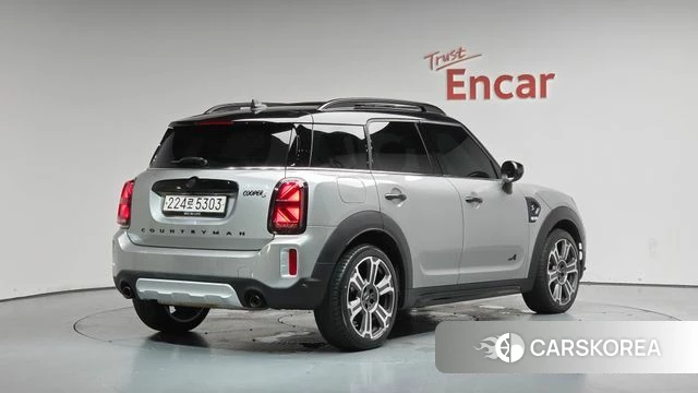 Mini Cooper S Countryman 2023 Серебристо-серый из Кореи