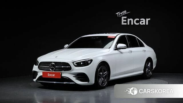 Mercedes-Benz E-Class W213 2023 Белый из Кореи