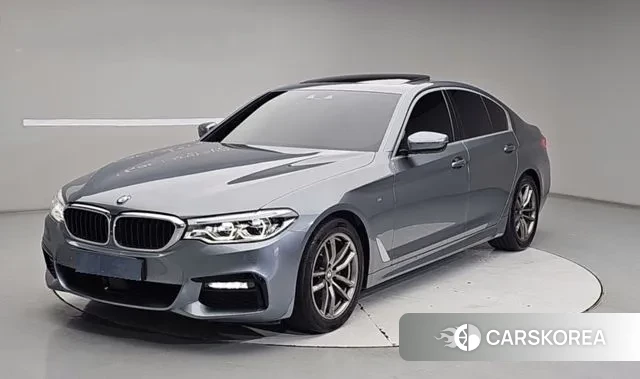 BMW 5 Series (G30) 2019 Серый из Кореи