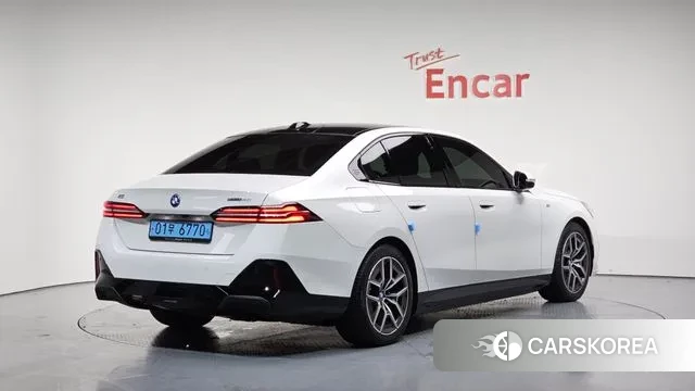 BMW i5 (G60) 2025 Белый из Кореи