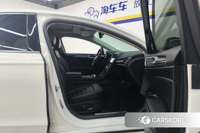 Ford Mondeo 2020 Белый из Китая