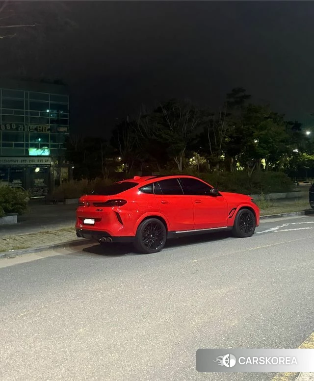 BMW X6M (G06) 2021 Серебристо-серый из Кореи