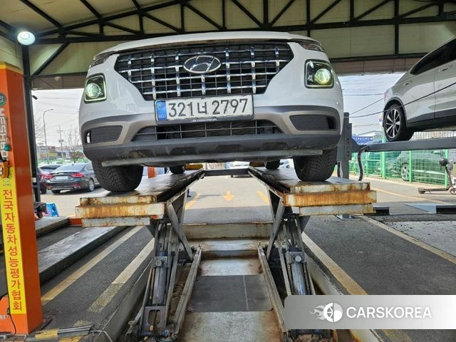 Hyundai Venue 2020 Белый из Кореи