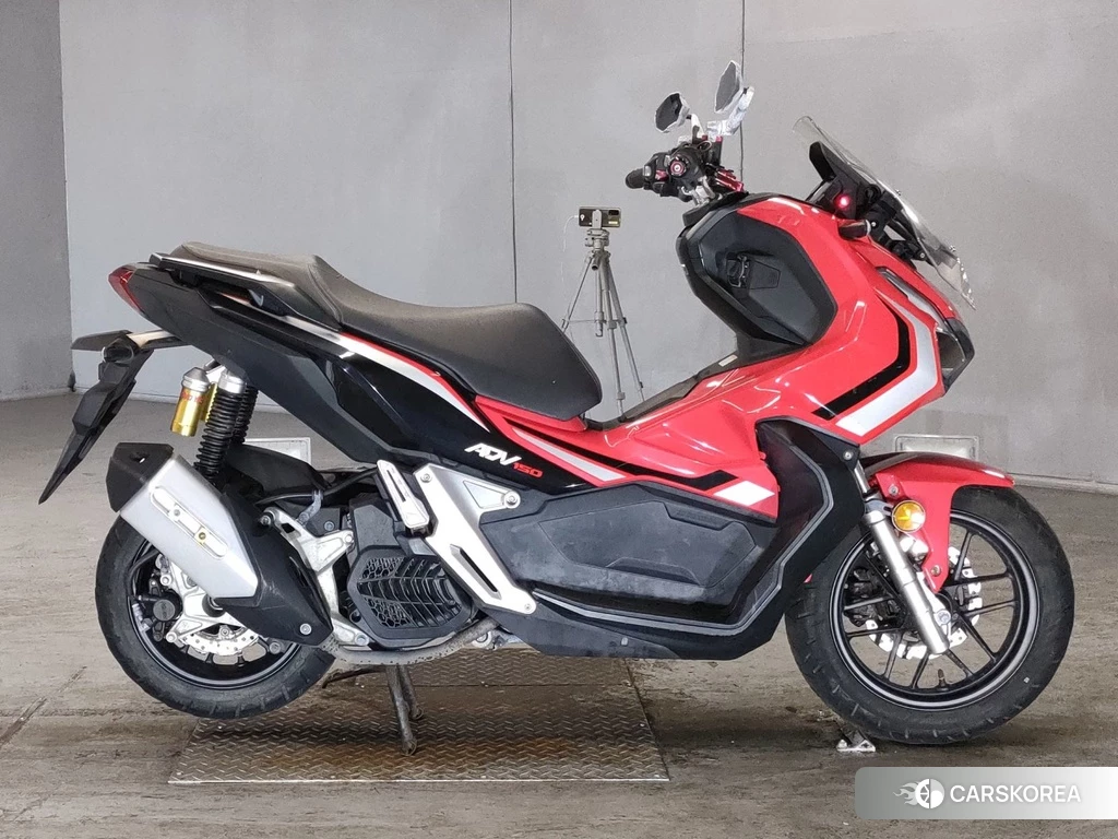 Проданный Honda ADV150 2019 из Японии, фото 2