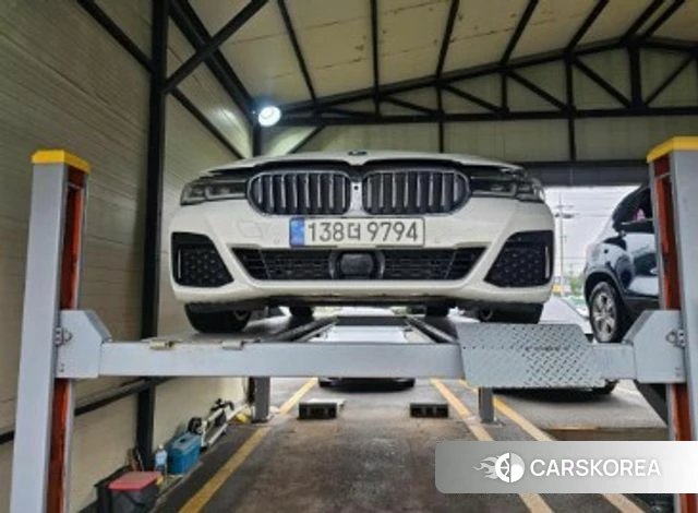 BMW 5 Series (G30) 2021 Белый из Кореи
