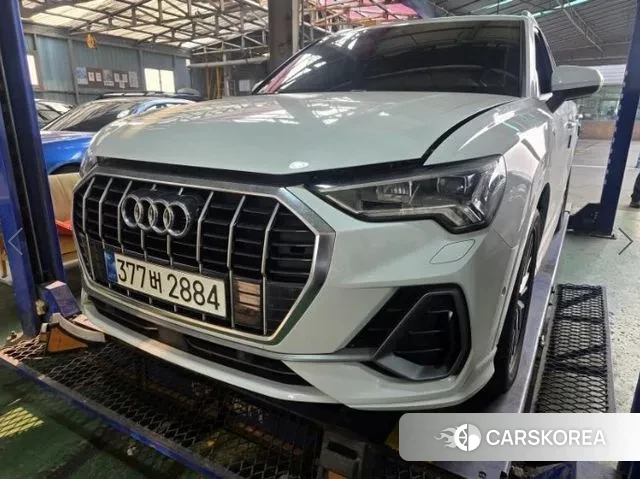 Audi Q3 (F3) 2023 Белый из Кореи