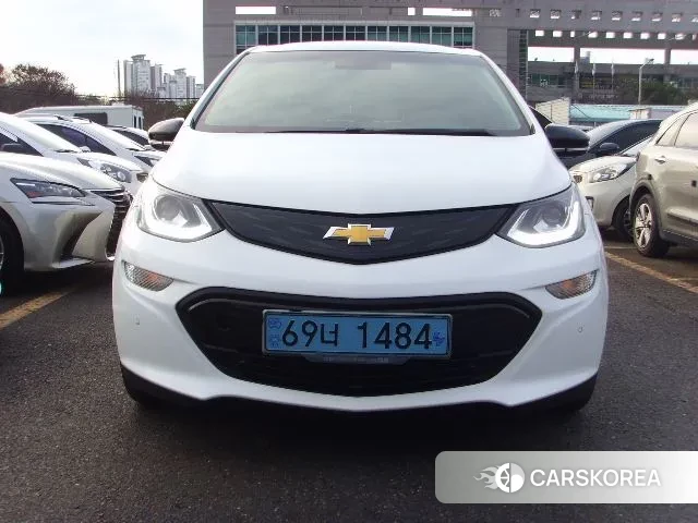 Chevrolet (GM Daewoo) Bolt EV 2018 Белый из Кореи