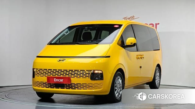 Hyundai Staria 2021 Желтый из Кореи