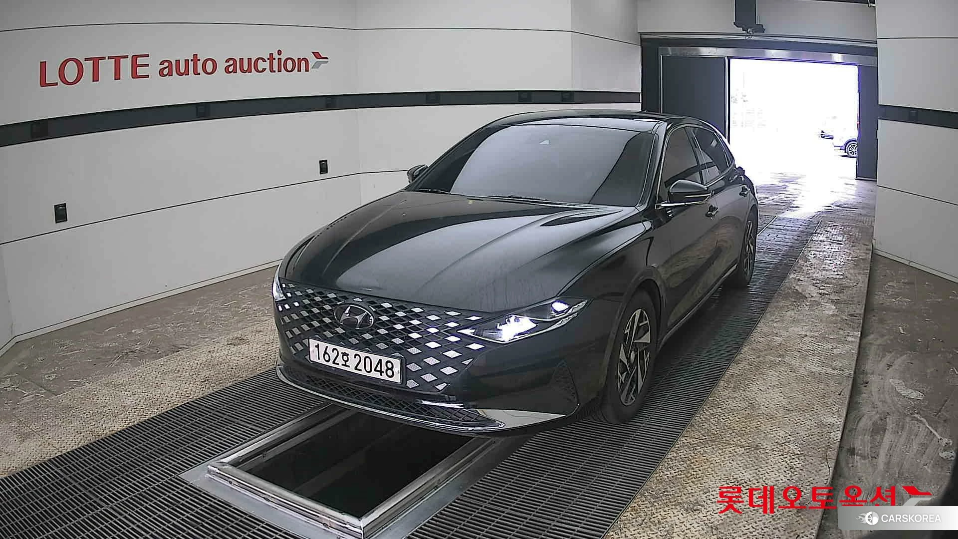 Hyundai Grandeur Hybrid 2021 Midnight Black из Кореи