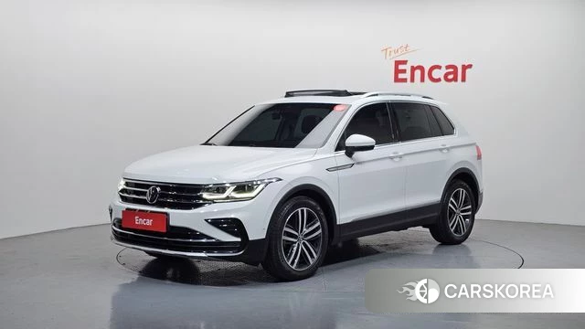 Volkswagen Tiguan second Generation 2021 Белый из Кореи