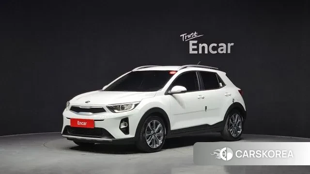 Kia Stonic 2018 Белый из Кореи