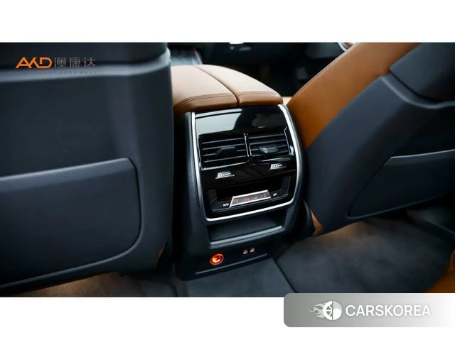 BMW X7 2021 Темно-серый из Китая