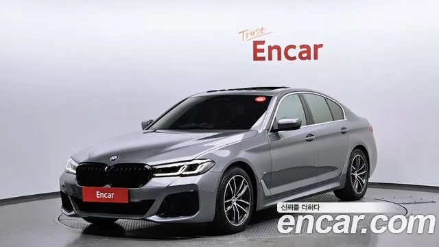 BMW 5 Series (G30) 2023 Серебристо-серый из Кореи