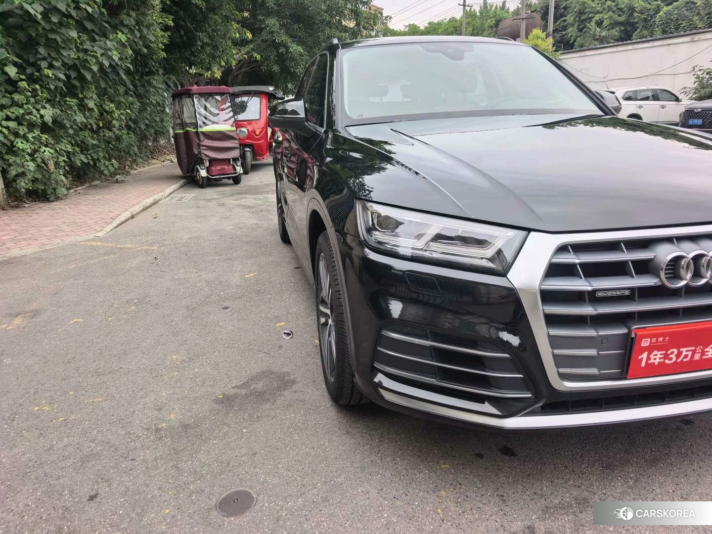 Audi Q5L 2020 Черный из Китая