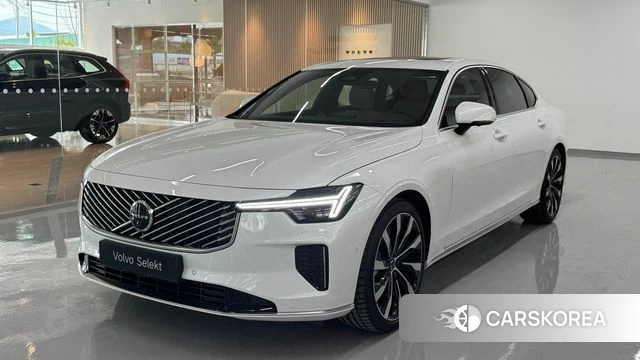 Volvo S90 2026 Белый из Кореи