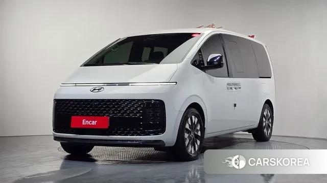 Hyundai Staria 2022 Белый из Кореи