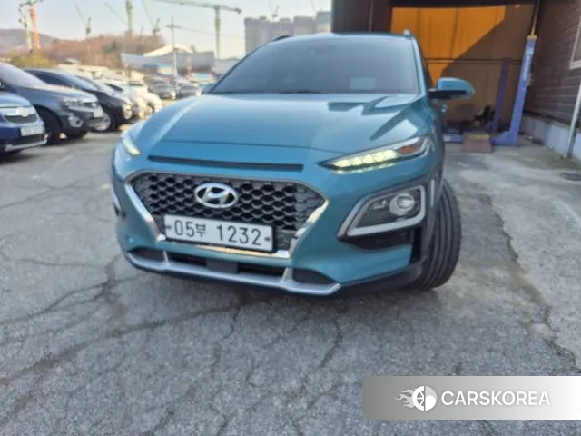 Hyundai Kona 2018 Небесно-голубой из Кореи