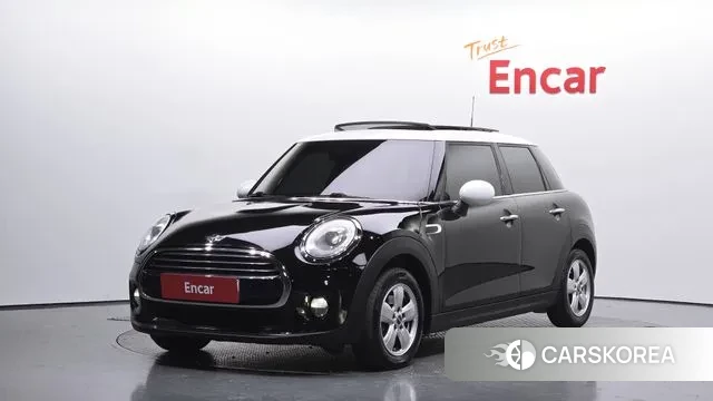 Mini Cooper D 2018 Черный из Кореи