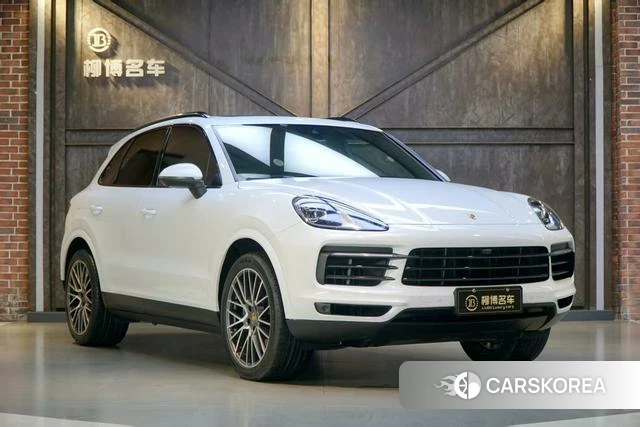 Porsche Cayenne 2019 Белый из Китая
