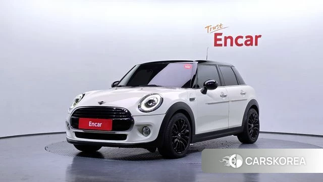 Mini Cooper 2019 Жемчужный цвет из Кореи
