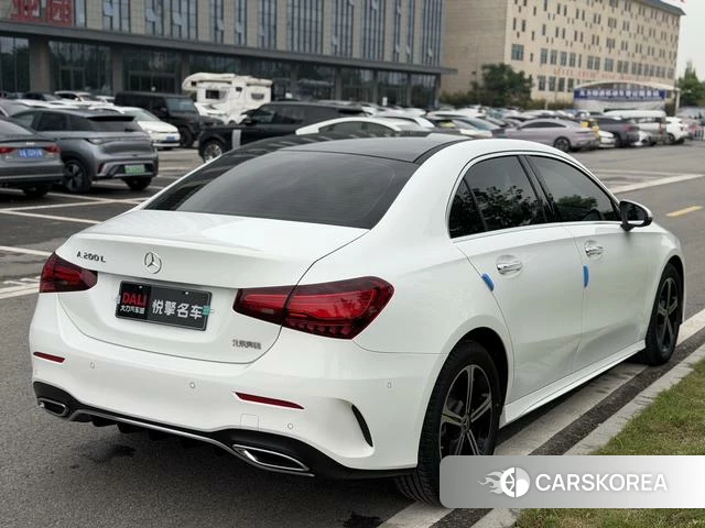 Mercedes-Benz Class A 2024 Белый из Китая