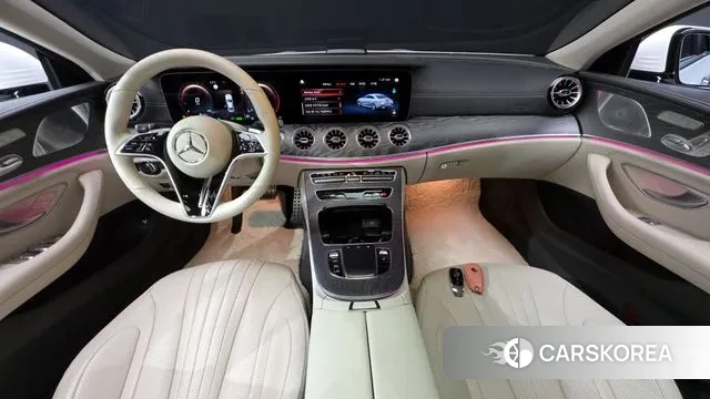 Mercedes-Benz CLS-Class C257 2022 Белый из Кореи