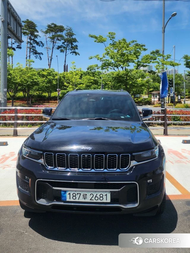 Jeep Grand Cherokee (WL) 2021 Черный из Кореи