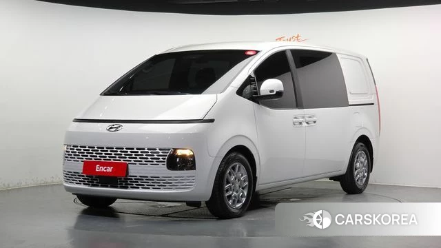 Hyundai Staria 2021 Белый из Кореи