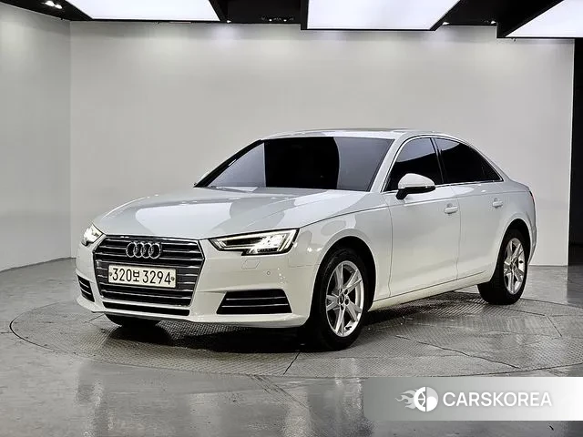 Audi A4 (B9) 2018 Белый из Кореи