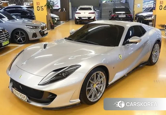 Ferrari 812 GTS 2020 Серебряный из Кореи