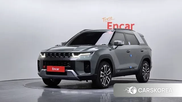 Ssangyong Torres 2023 Темно-зеленый из Кореи