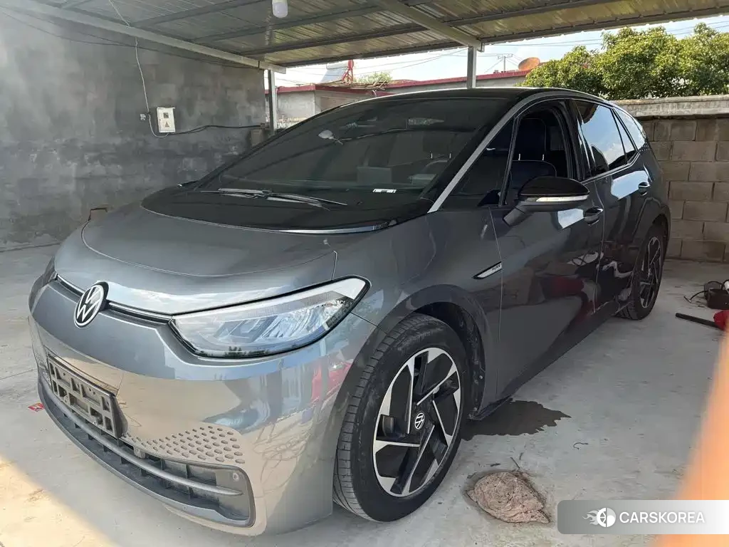 Volkswagen ID.3 2023 Silver/gray из Китая