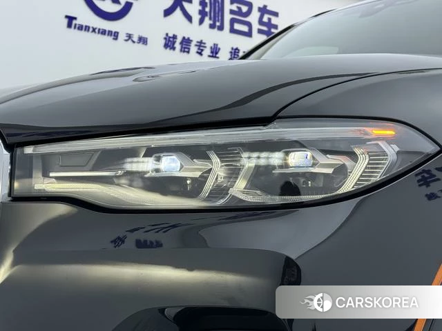 BMW X7 2022 Черный из Китая