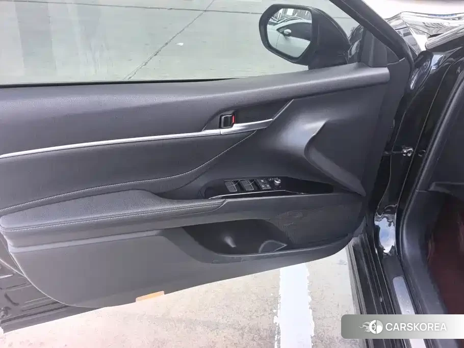 Toyota Camry 2023 Черный из Китая