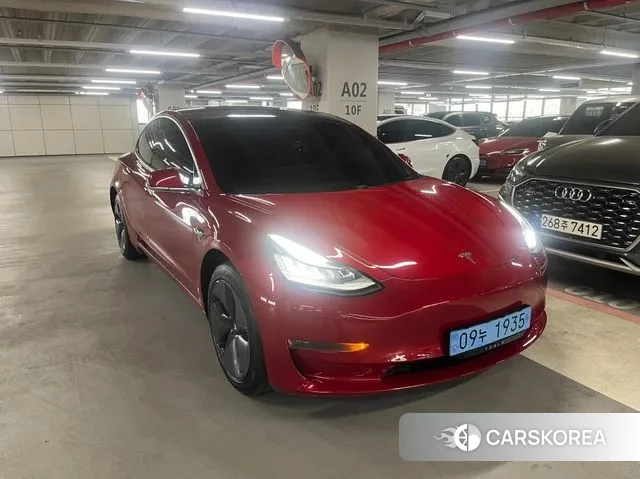 Tesla Model 3 2020 Красный из Кореи