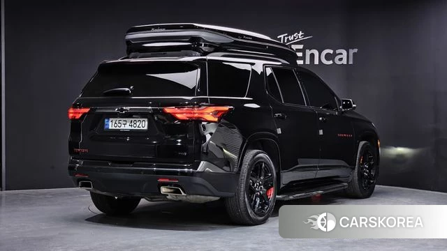 Chevrolet (GM Daewoo) Traverse 2023 Черный из Кореи