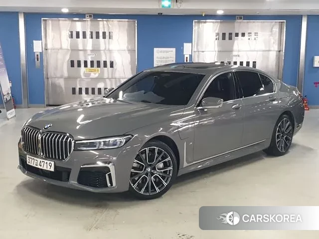 BMW 7 Series (G11) 2020 Серый из Кореи