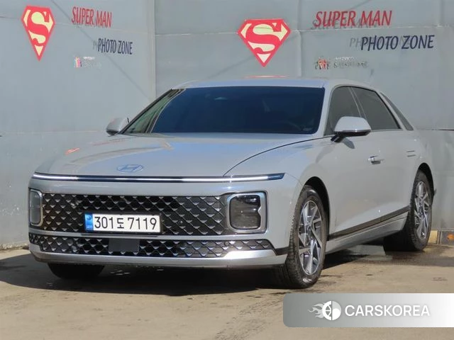 Hyundai Grandeur (GN7) 2023 Серебристо-серый из Кореи