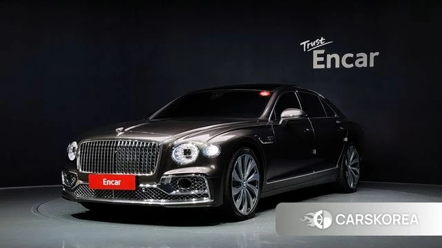Bentley Flying Spur 3rd Generation 2022 Песочный из Кореи