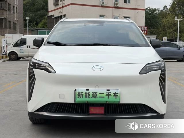 Aian AION Y 2023 Белый из Китая