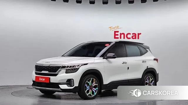 Kia Seltos 2020 Белый из Кореи