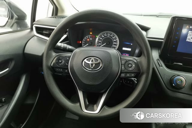 Toyota Corolla 2023 Белый из Китая