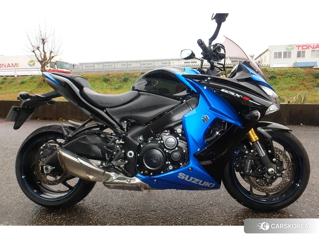 Проданный Suzuki GSX-S1000F 2017 из Японии, фото 2