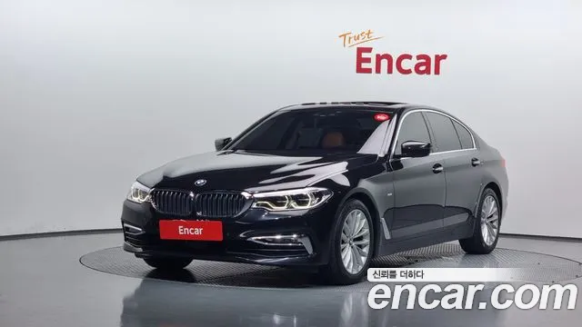 BMW 5 Series (G30) 2018 Черный из Кореи