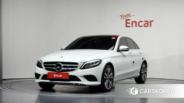 Mercedes-Benz C-Class W205 2020 Белый из Кореи