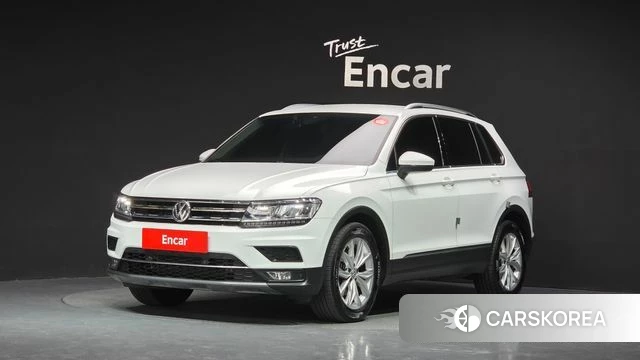 Volkswagen Tiguan second Generation 2018 Белый из Кореи
