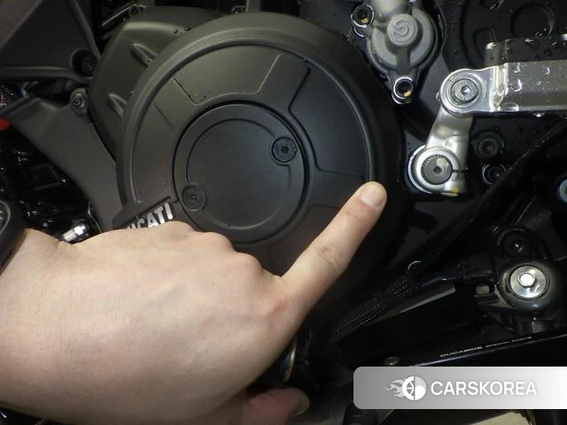 Engine photo