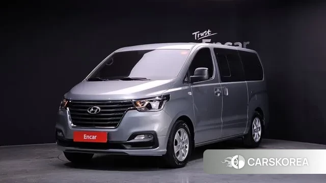 Hyundai The New Grand Starex 2018 Серый из Кореи
